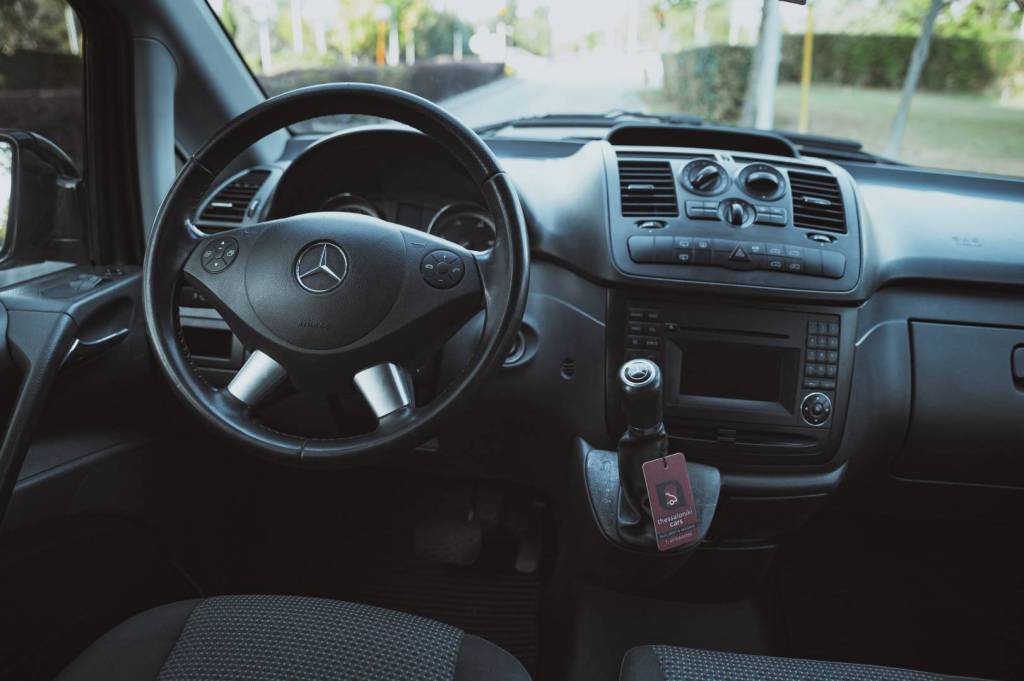 Mercedes Benz Vito 9 Seats Automatic