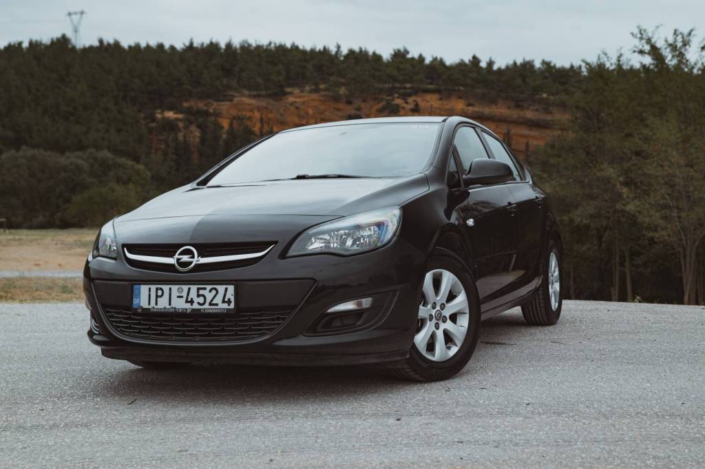 Opel Astra Sedan Diesel