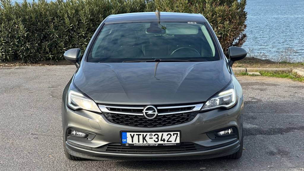 Opel Astra Sedan Automatic